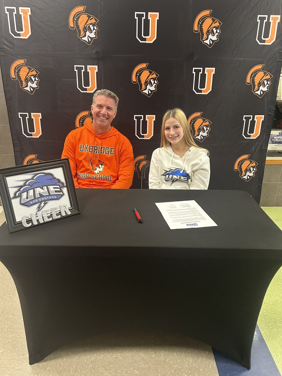 UHS_Spartans's tweet image. It’s Official! Abby Oliveira has committed to @unecheerteam. Thank you to all who came out to celebrate. So proud of you Abby!