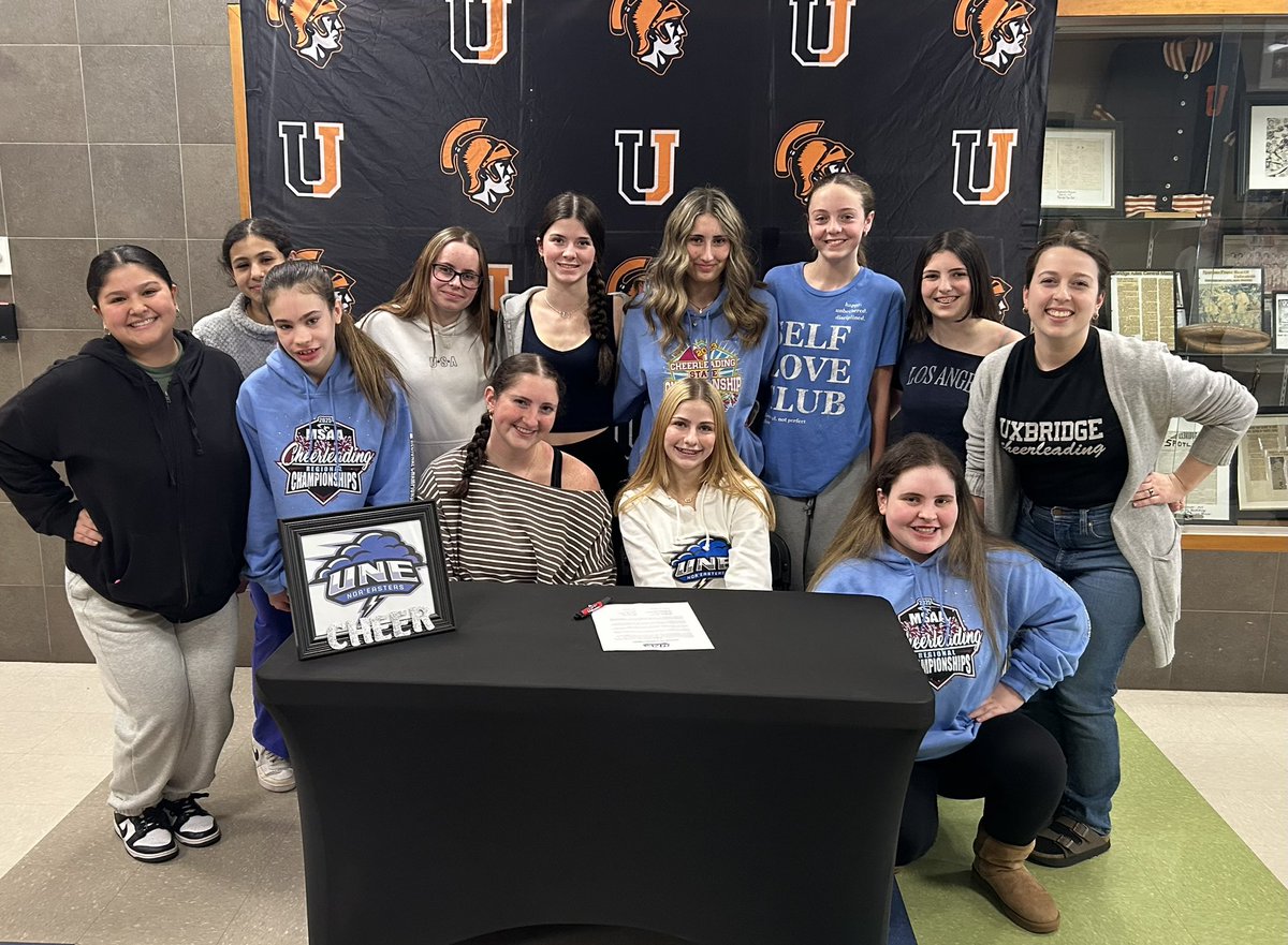 UHS_Spartans's tweet image. It’s Official! Abby Oliveira has committed to @unecheerteam. Thank you to all who came out to celebrate. So proud of you Abby!