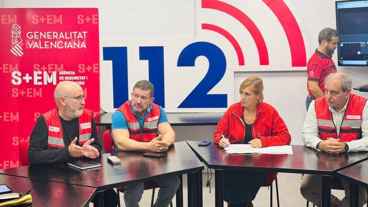 FactCheckCV's tweet image. Pero si era él el jefe del 112!!