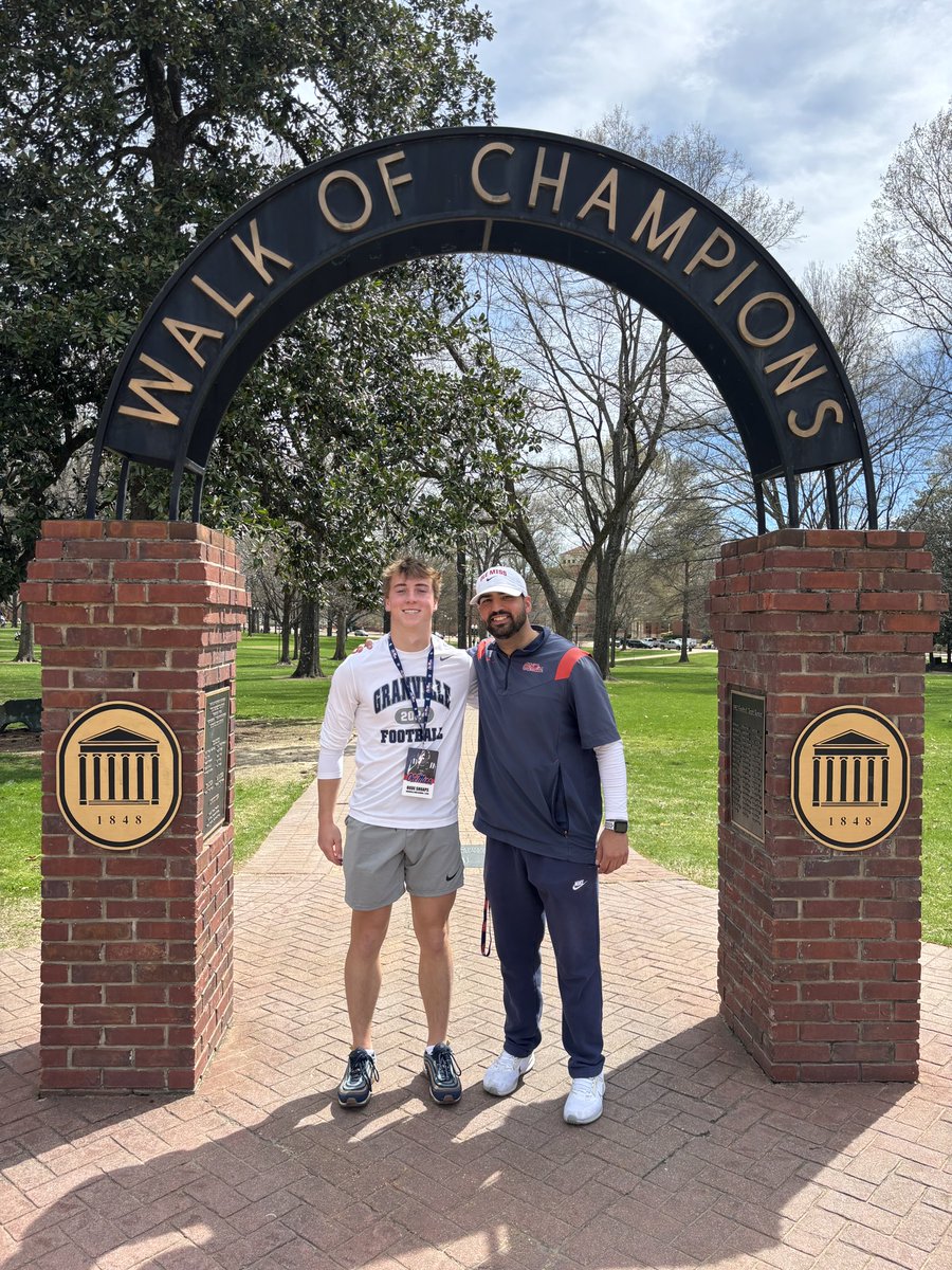Bode_Shoaps's tweet photo. Was great to be up in Oxford with @OleMissFB! Thank you @CoachSchoonie and @CoachSchex for having me up and giving me a tour of the facilities and campus! #HottyToddy

@Granville_FB @CoachBecher @coach_leff https://t.co/7sHvibNOn7