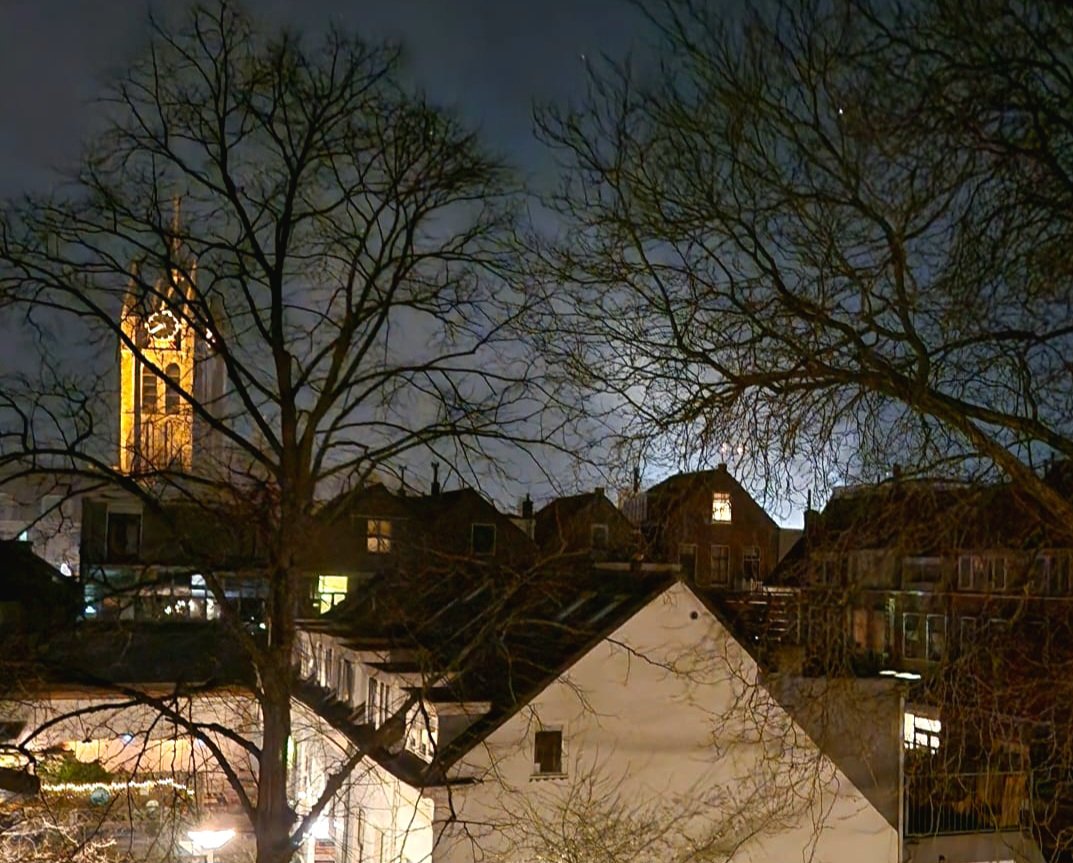 Grote brand aan de Nieuwstraat in Delft