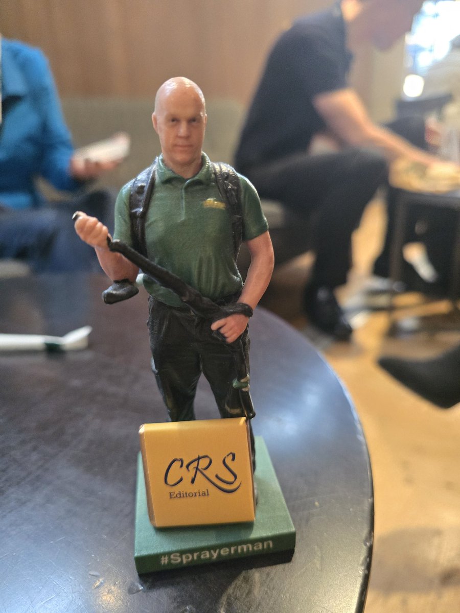 LawnMasterNotts's tweet image. Here is My Little Man enjoying having a little nibble of @CrsEditorial at #sbsevent2025 #sbswinnershour
His chocolate I mean! All of you head to the #NaughtyStep right now