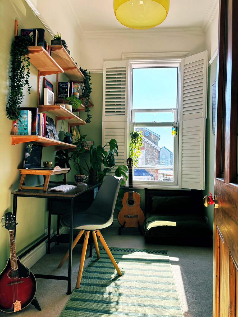 RuthIrons's tweet photo. One of the drawbacks of being so in love with my writing room is that I spend a lot of time photographing it, instead of actually writing. #writingroom #amwriting #writingcommunity ๐ฅฐ๐๐๏ธ https://t.co/9CGvtpwCkc