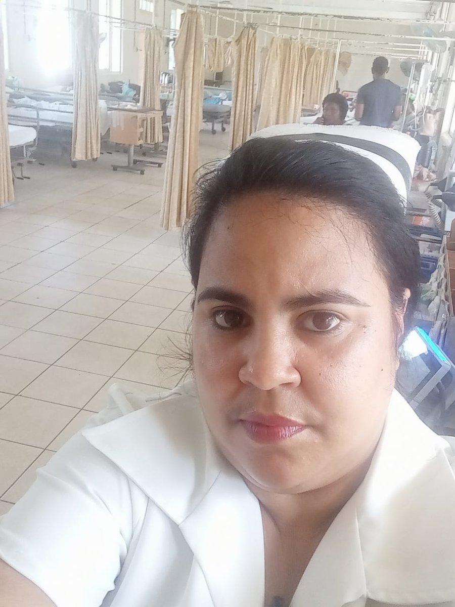 BrigadaPort's tweet photo. además de un correcto seguimiento, a los pacientes con Pie Diabético. En estos momentos desde Julio del 2024, cumple Misión Internacionalista en Jamaica, en el Annatto Bay Hospital, brindando una atención de calidad a sus pacientes jamaicanos, 
#Cuba #CubaCoopera 
#BmcJamaica https://t.co/JmeBJwWOns