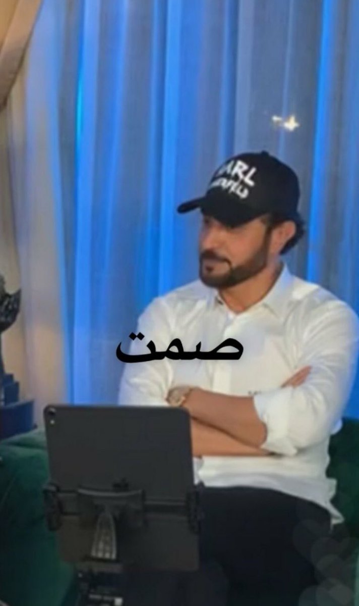 B_shX93's tweet photo. @gorgeous4ew يعني لا في السطح ولا لابسه لبس بدوي  بس حاطه شماغ ومع الخيل ياشقراء !! https://t.co/whPZrxqx99