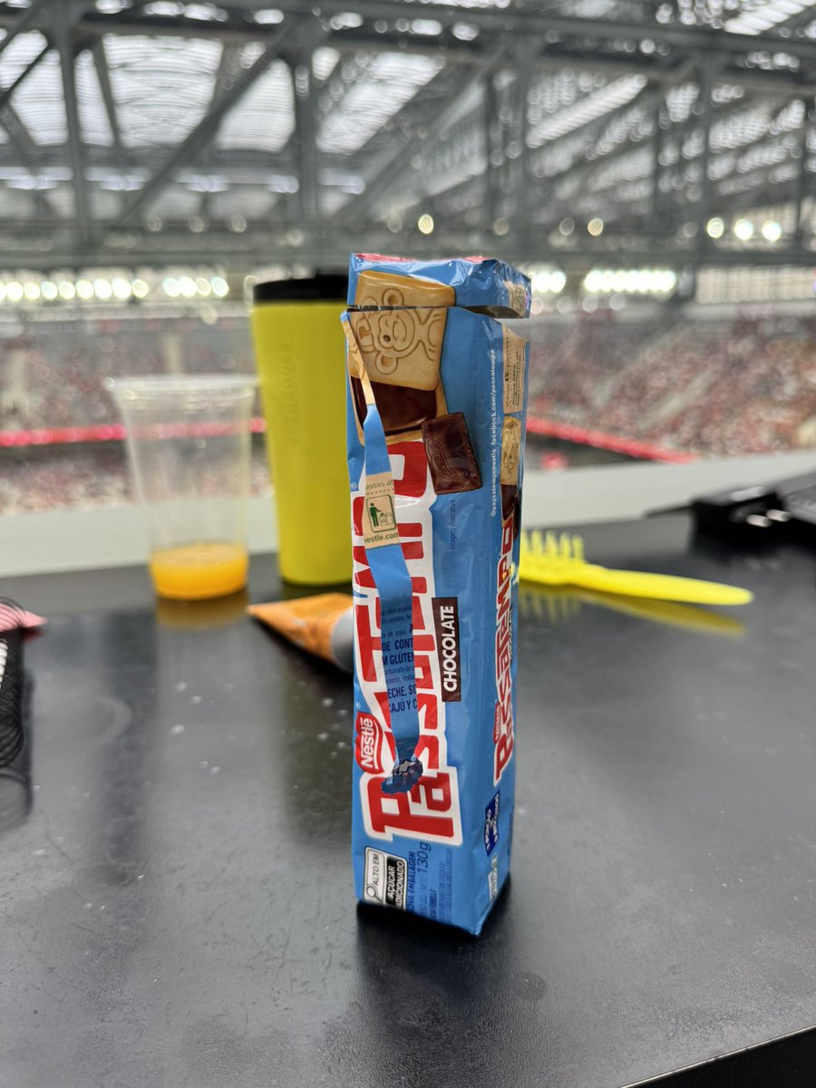 choquei's tweet image. 🚨BRASIL: Após reclamações sobre o novo sabor, a Nestlé anunciou que a bolacha Passatempo voltará à receita original dos anos 90.