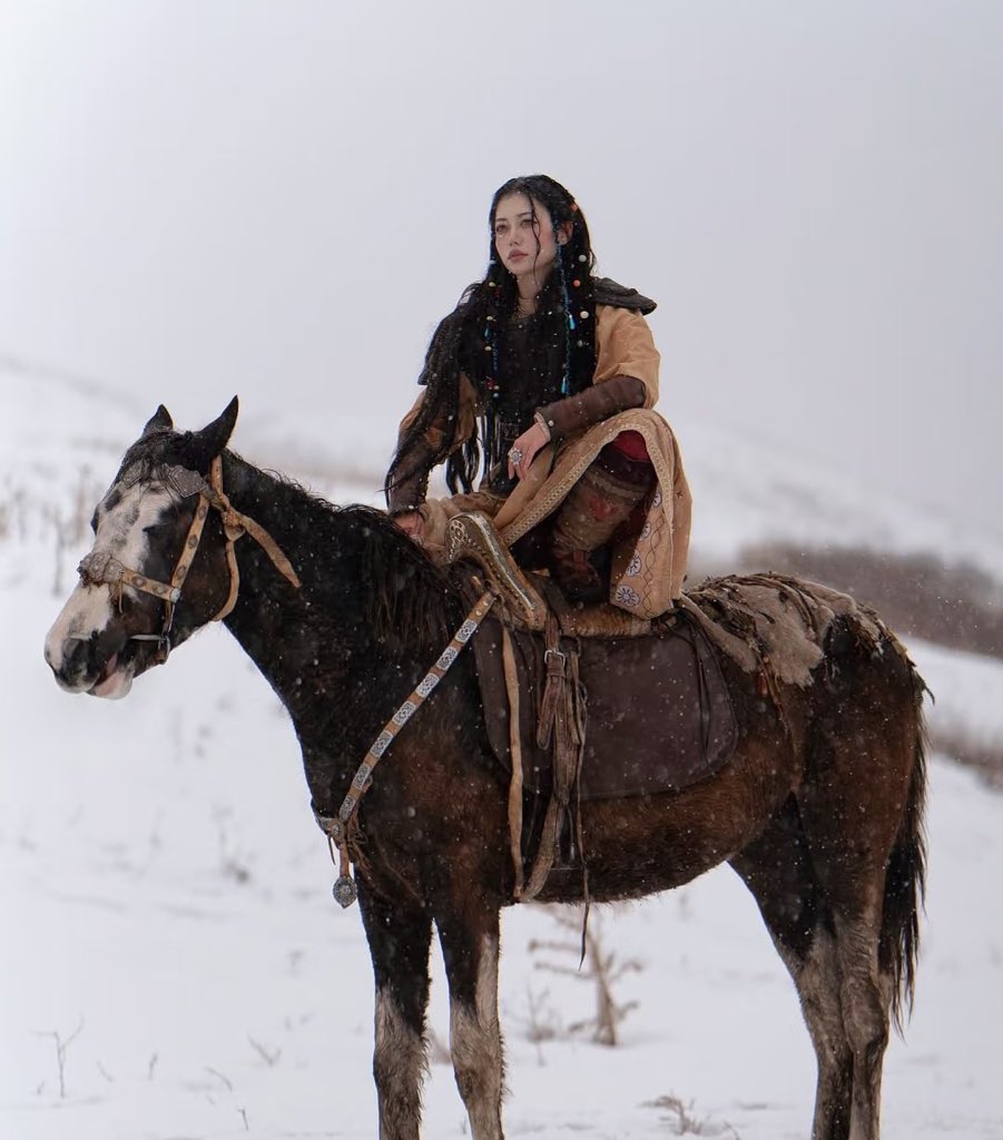 📖"The thing that had disturbed her peace, shattered her courage, and consumed her, turned out to be the feeling of loneliness. “Loneliness!” Was this something she had never felt before? No… It was then that Suzge realized there was no torment worse than the anguish of