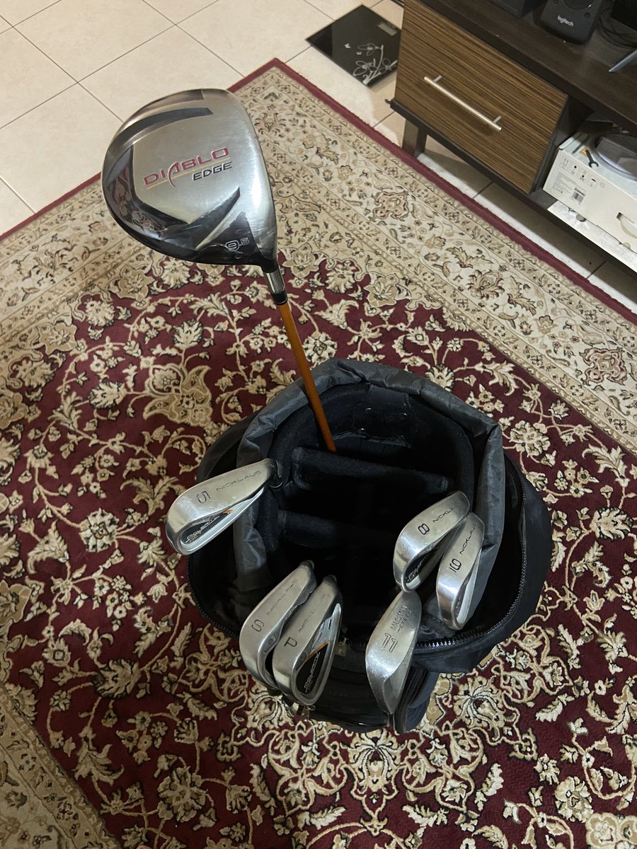 iqbal_byte's tweet photo. Want to Sell
Driver: 
Callaway Diablo Edge 9.5 
Shaft: 
Tour AD DI-6s 
Condition: 6/10 

Iron: 
Nicklaus Polarity HCT 11,S,P,9,8,6,5
Graphite Nicklaus R-Flex 
Condition: 7/10 
Easy to handle, Wide Club Face (forgiving), Good for Beginner. 
Cod Area Kota Damansara. 
price: RM1000 https://t.co/GqpXaTAfkt