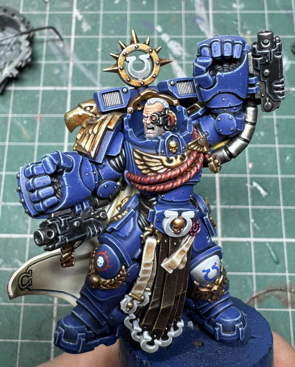 yepiratepainter's tweet image. WIP. Almost at the finish line with Marneus Augustus Calgar!
#marchformacragge
