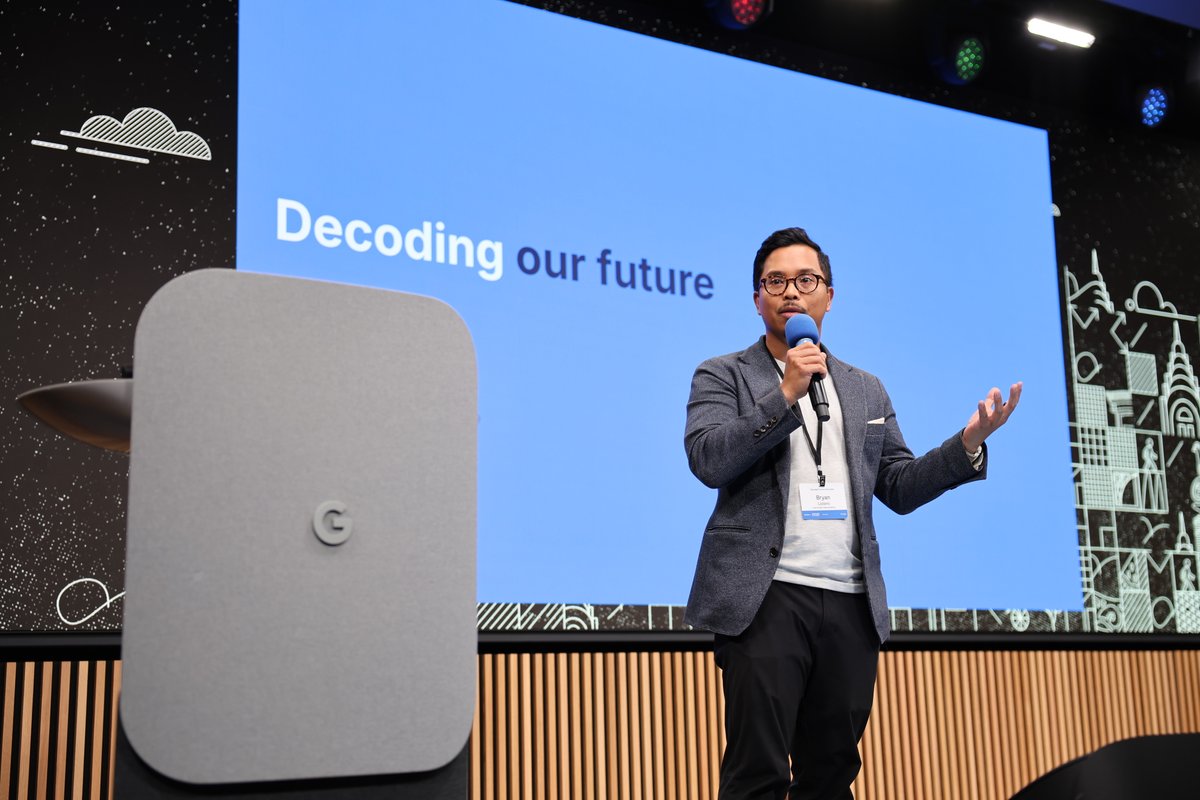 Tech:NYC (@technyc) on Twitter photo Our very own <a href="/bryanllozano/">Bryan Lozano</a> has landed a spot on <a href="/CityAndStateNY/">City & State NY</a>'s 2025 Queens Power 100 list! 👑🌐
As head of the Tech:NYC Foundation & a lifelong Queens resident, Bryan is shaping the borough’s future. No one more deserving! 👏
More ➡️ cityandstateny.com/power-lists/20… Our very own <a href="/bryanllozano/">Bryan Lozano</a> has landed a spot on <a href="/CityAndStateNY/">City & State NY</a>'s 2025 Queens Power 100 list! 👑🌐
As head of the Tech:NYC Foundation & a lifelong Queens resident, Bryan is shaping the borough’s future. No one more deserving! 👏
More ➡️ cityandstateny.com/power-lists/20…