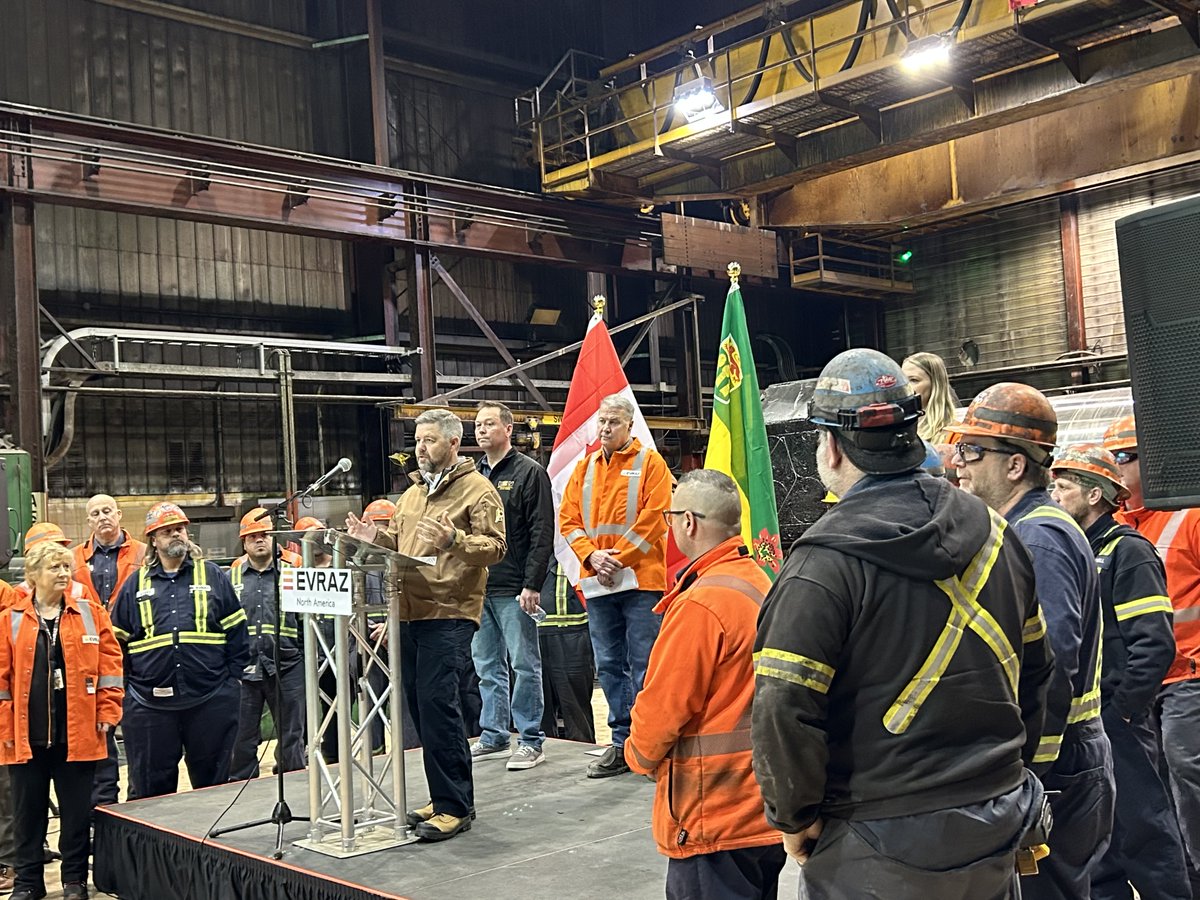 U.S. tariffs hit our steel. So we’re hitting back — with a 10,000-ton accelerated order from EVRAZ.

SaskPower will accelerate a significant order of steel from EVRAZ for transmission structures and other infrastructure critical for our power grid.

We will always stand up for