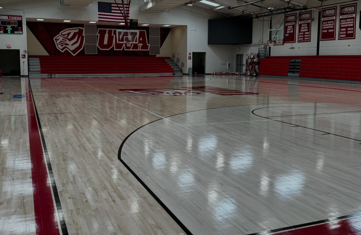 Jordan Smith (@jordan4hoops) on Twitter photo After a great talk with Coach Justin and Coach Woodruff I’m blessed to receive an offer from the University of West Alabama! <a href="/UWA_basketball/">UWA Men's Basketball</a> After a great talk with Coach Justin and Coach Woodruff I’m blessed to receive an offer from the University of West Alabama! <a href="/UWA_basketball/">UWA Men's Basketball</a>