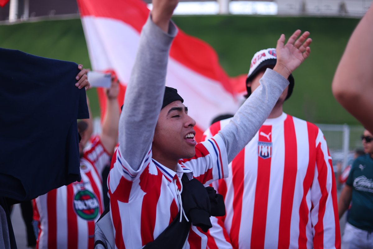 Chivas English (@chivasen_) on Twitter photo ๐ฑ TICKETS GIVEAWAY ALERT! ๐จ
๐El Rebaรฑo at <a href="/PayPalPark/">PayPal Park</a> in San Josรฉ! Win a double pass for El #ClรกsicoTapatรญo๐ซ๐ท
To participate:
1. Follow <a href="/ChivasEN_/">CHIVAS</a> ๐ฑ
3. Repost ๐
2. Reply to this post with a picture of yourself wearing a Chivas' jersey ๐
โญ๏ธ Announcing winners tomorrow ๐ ๐ฑ TICKETS GIVEAWAY ALERT! ๐จ
๐El Rebaรฑo at <a href="/PayPalPark/">PayPal Park</a> in San Josรฉ! Win a double pass for El #ClรกsicoTapatรญo๐ซ๐ท
To participate:
1. Follow <a href="/ChivasEN_/">CHIVAS</a> ๐ฑ
3. Repost ๐
2. Reply to this post with a picture of yourself wearing a Chivas' jersey ๐
โญ๏ธ Announcing winners tomorrow ๐