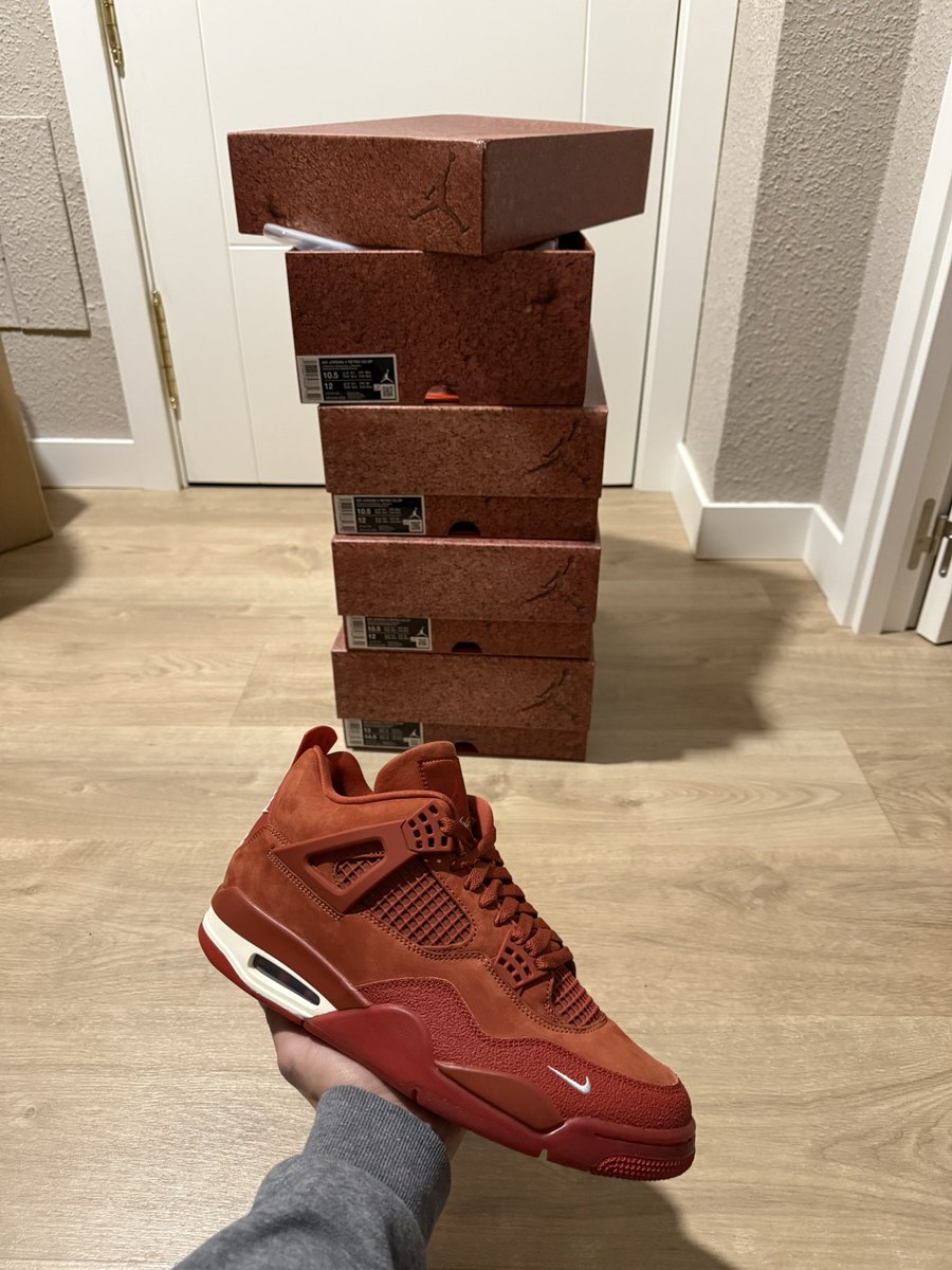 In hand always better 🚲🚳 <a href="/DemonSolutions_/">Demon</a>