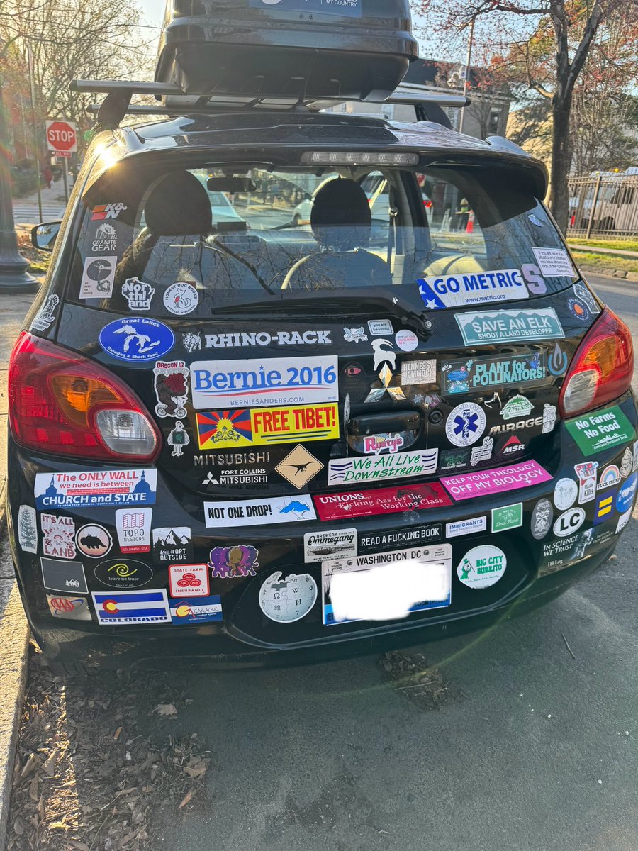 njhochman's tweet image. I don’t totally know how to describe it, but I feel like this genre of liberal stopped existing around 2015