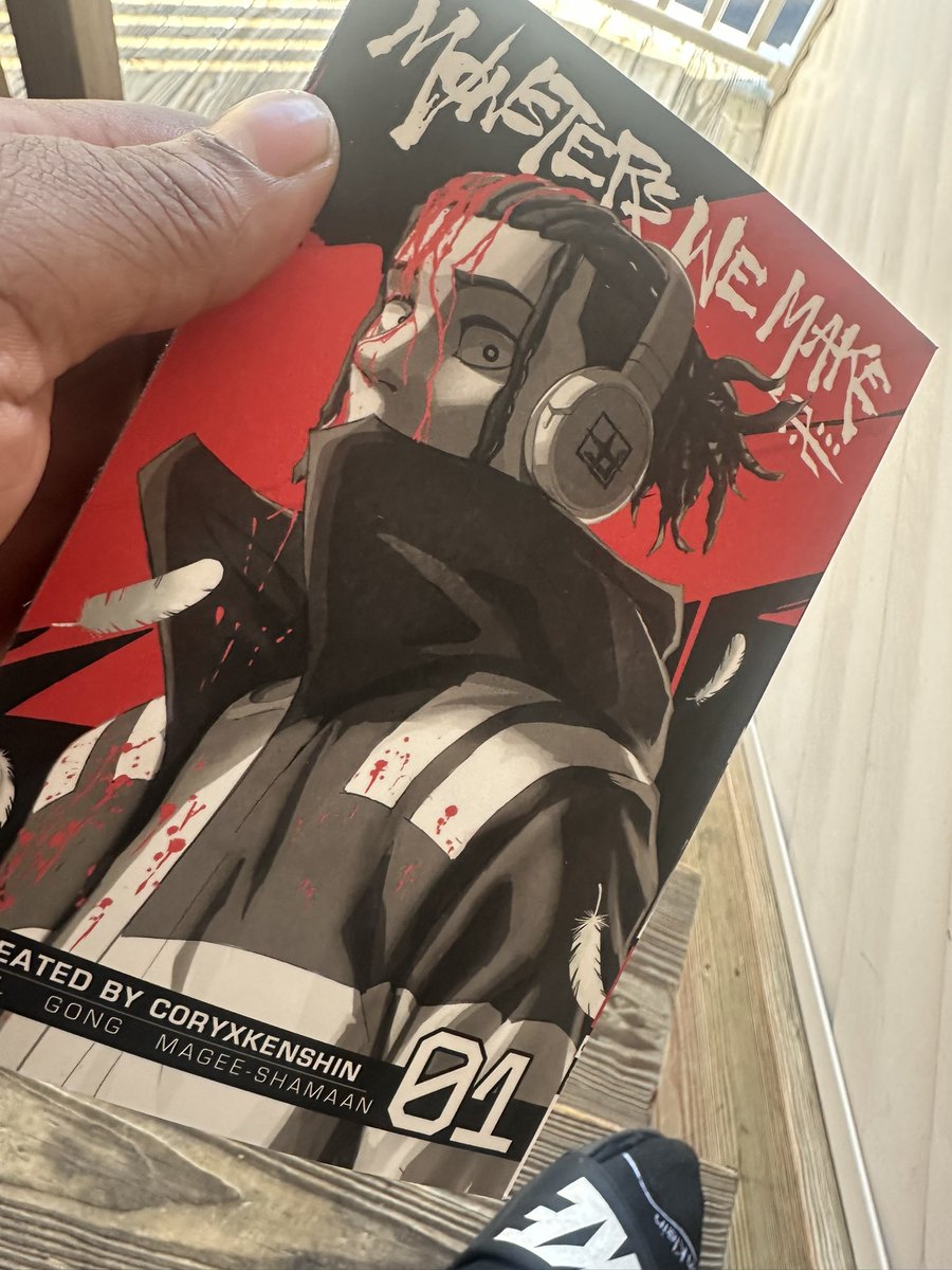 Im_Artisticflow's tweet image. There’s something about reading from a physical #Manga copy. I held off reading the digital copy for sooo long 😭 but I let my student read it while I waited!  @CoryxKenshin @monsterswemake I look forward to the read!