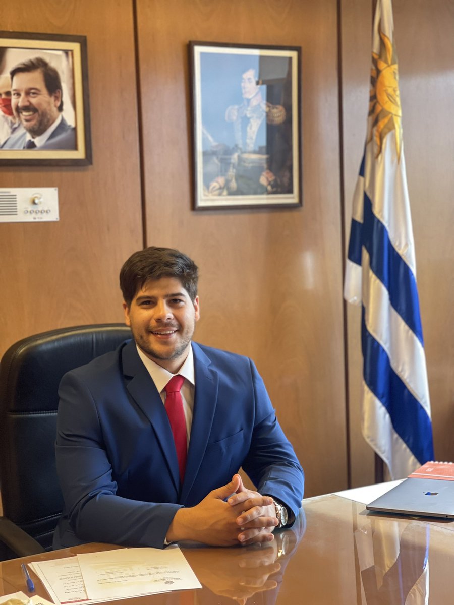 Hoy asumí como Diputado por Tacuarembó. Es un orgullo y una responsabilidad que llevaremos adelante. Gracias a mi equipo y a mi querido <a href="/PartidoColorado/">Partido Colorado</a>