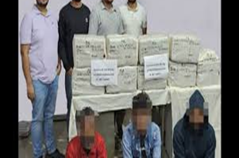 JamkholunV's tweet photo. 🚨 Big bust by Narcotics Control Bureau! They seized 110 kg of meth worth ₹88 crore in 2 separate cases in the Manipur . 👊 Four drug traffickers arrested — solid hit against the drug trade! 💪 Kudos to the team for keeping the streets safer! 🙌 #NCB #DrugBust #StaySafe https://t.co/y2pCjuFesA
