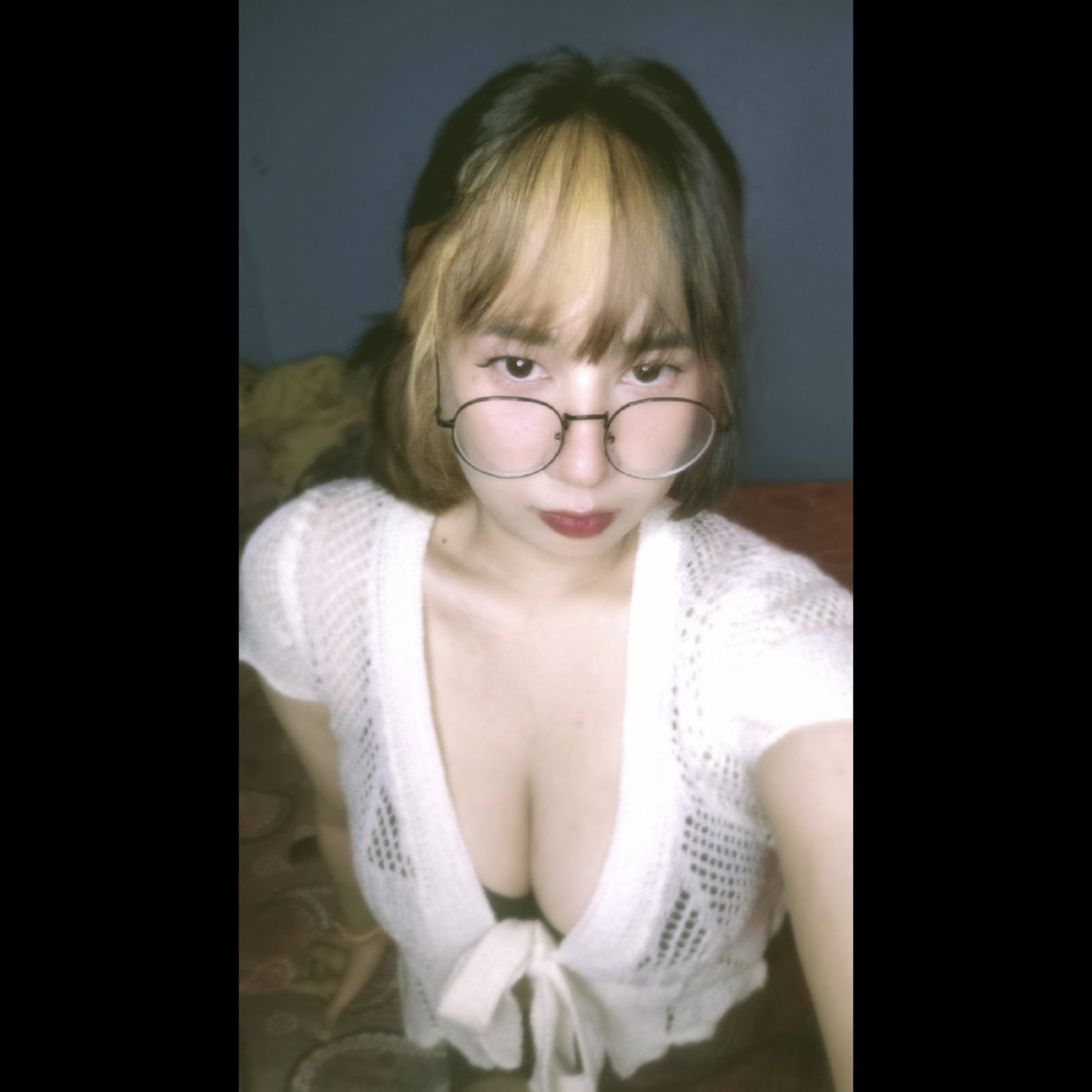 อม ยิ้ม tweet media