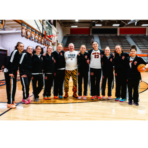 Macy Cook tweet media