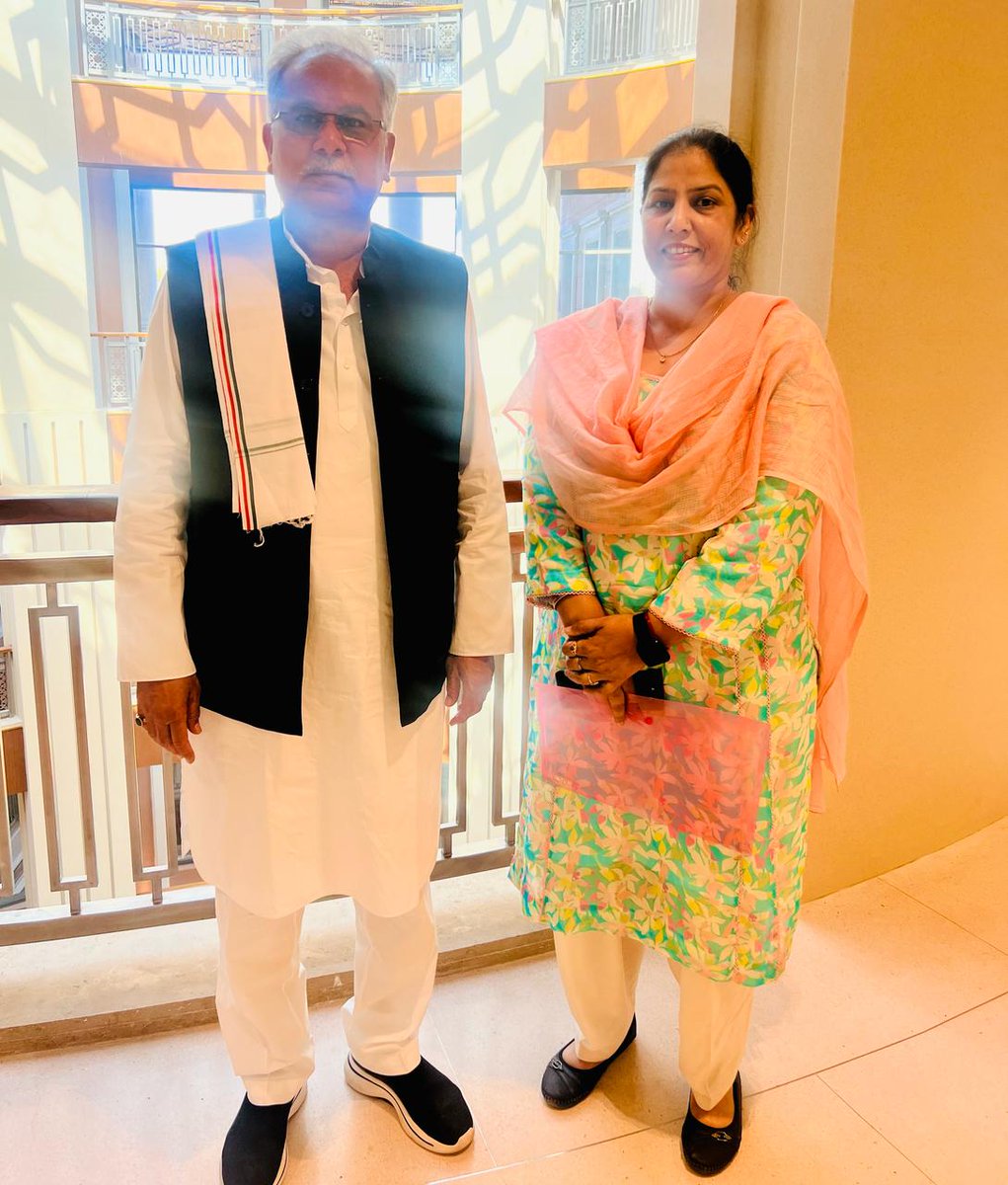 Pritpal Kaur Badla INC (@badlakaur) on Twitter photo ਪੰਜਾਬ ਪ੍ਰਦੇਸ਼ ਕਾਂਗਰਸ ਕਮੇਟੀ ਦੇ ਇੰਚਾਰਜ ਸ੍ਰੀ ਭੂਪੇਸ਼ ਬਘੇਲ ਜੀ (ਸਾਬਕਾ ਮੁੱਖ ਮੰਤਰੀ ਛੱਤੀਸਗੜ)ਨਾਲ ਆਲ ਇੰਡੀਆ ਕਾਂਗਰਸ ਕਮੇਟੀ ਦੇ ਦਿੱਲੀ ਦਫ਼ਤਰ ਵਿੱਚ ਮੁਲਾਕਾਤ ਕੀਤੀ।
Met <a href="/INCPunjab/">Punjab Congress</a> incharge <a href="/bhupeshbaghel/">Bhupesh Baghel</a> Ji ( Ex CM Chhattisgarh) At AICC Office Delhi Today. ਪੰਜਾਬ ਪ੍ਰਦੇਸ਼ ਕਾਂਗਰਸ ਕਮੇਟੀ ਦੇ ਇੰਚਾਰਜ ਸ੍ਰੀ ਭੂਪੇਸ਼ ਬਘੇਲ ਜੀ (ਸਾਬਕਾ ਮੁੱਖ ਮੰਤਰੀ ਛੱਤੀਸਗੜ)ਨਾਲ ਆਲ ਇੰਡੀਆ ਕਾਂਗਰਸ ਕਮੇਟੀ ਦੇ ਦਿੱਲੀ ਦਫ਼ਤਰ ਵਿੱਚ ਮੁਲਾਕਾਤ ਕੀਤੀ।
Met <a href="/INCPunjab/">Punjab Congress</a> incharge <a href="/bhupeshbaghel/">Bhupesh Baghel</a> Ji ( Ex CM Chhattisgarh) At AICC Office Delhi Today.