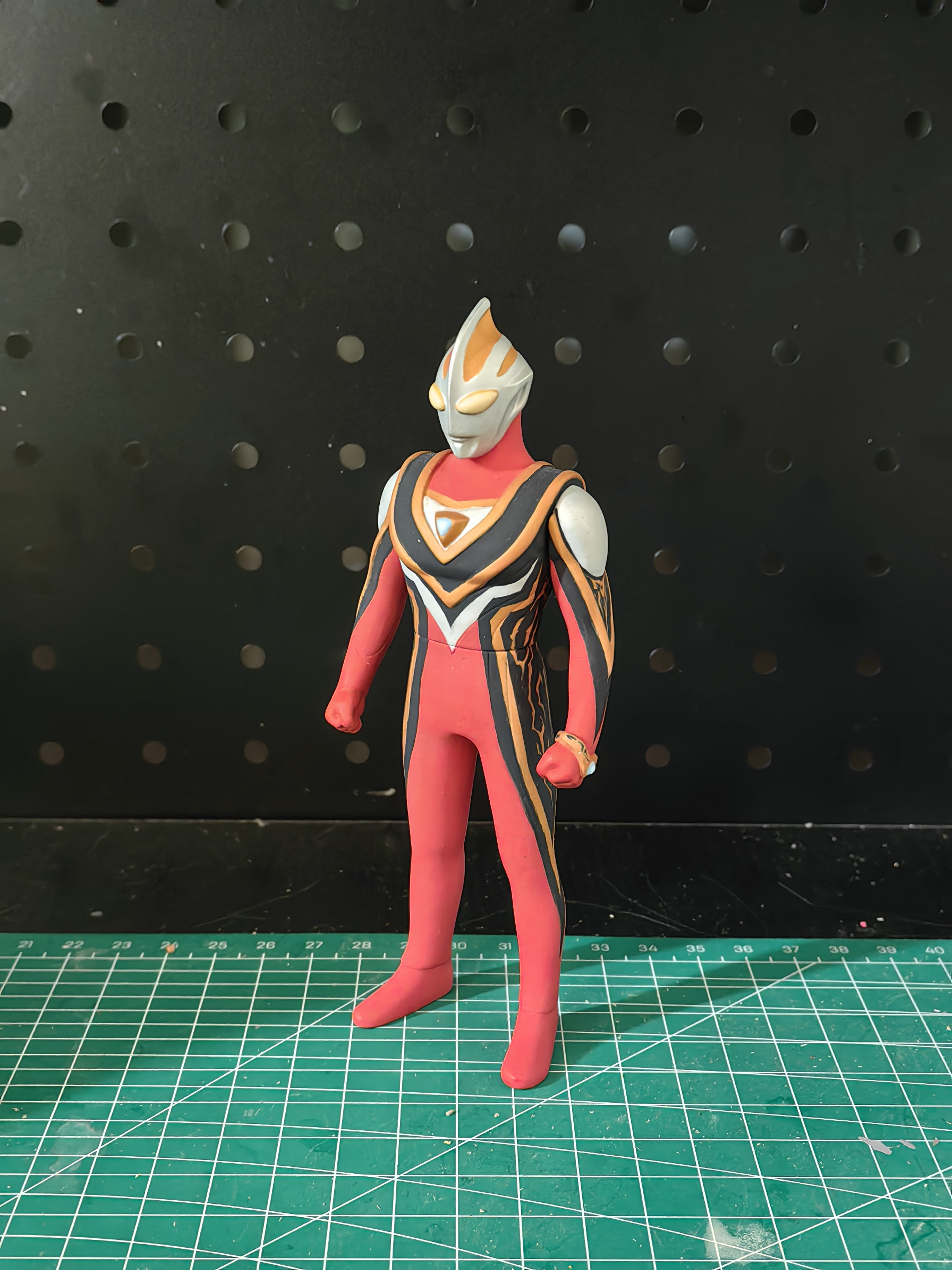 ウルトラマンガイア　V3 リペイント ウルトラマンガイアV3 リペイント