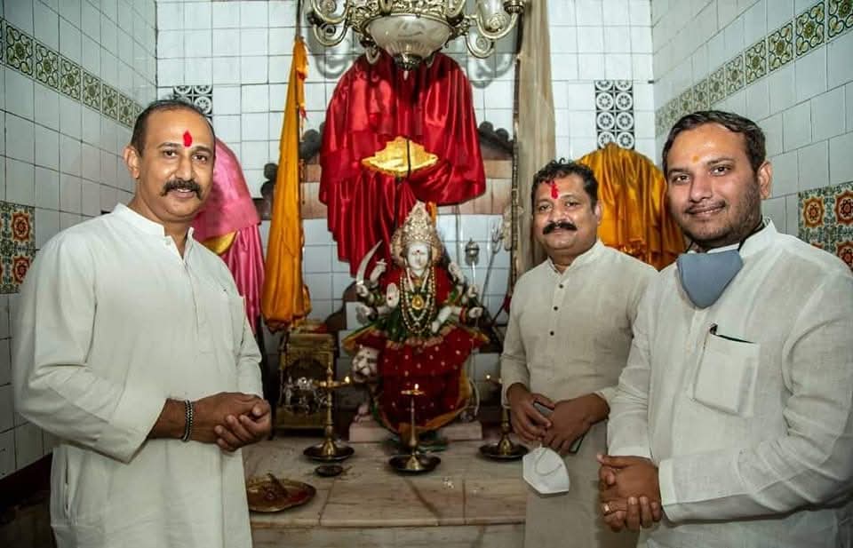 Kunal_R_Patil's tweet photo. रिसोड जि. वाशीम विधानसभा मतदार संघाचे कार्यसम्राट आमदार, वाशीम जिल्हा काँग्रेस कमिटीचे अध्यक्ष, माझे मित्र आ. अमित झनक यांना वाढदिवसाच्या मनःपूर्वक शुभेच्छा. त्यांना निरोगी दीर्घायुष्यासाठी सदिच्छा! https://t.co/prq2q1DJtp