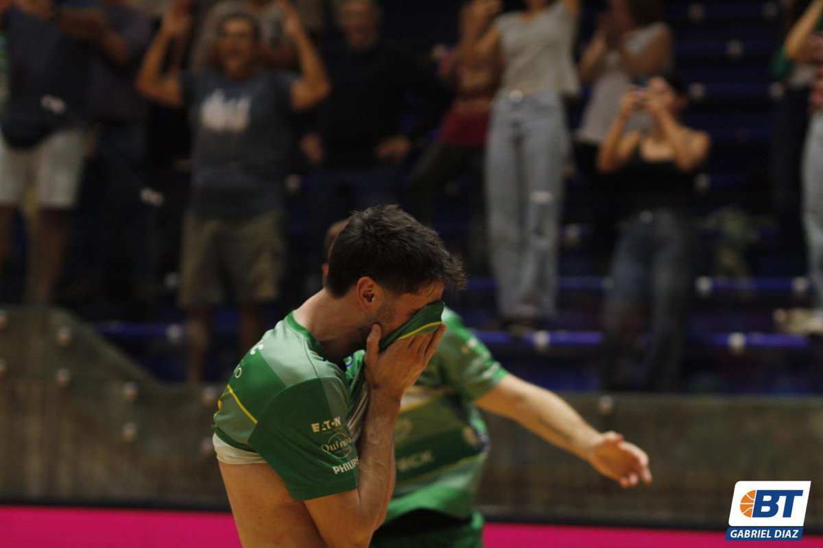 BasquetTotal's tweet photo. #LUBxBT | ACAMPANDO EN PRIMERA 

En un juego con final apretado, Urupan venció como visitante a Biguá y aseguró su permanencia en Liga Uruguaya para la próxima temporada.

📝 @Cristiaan014 
📸 @xgabrieldiazx 

👉🏻 https://t.co/JDR4vsMVKg https://t.co/XRatQniX1p