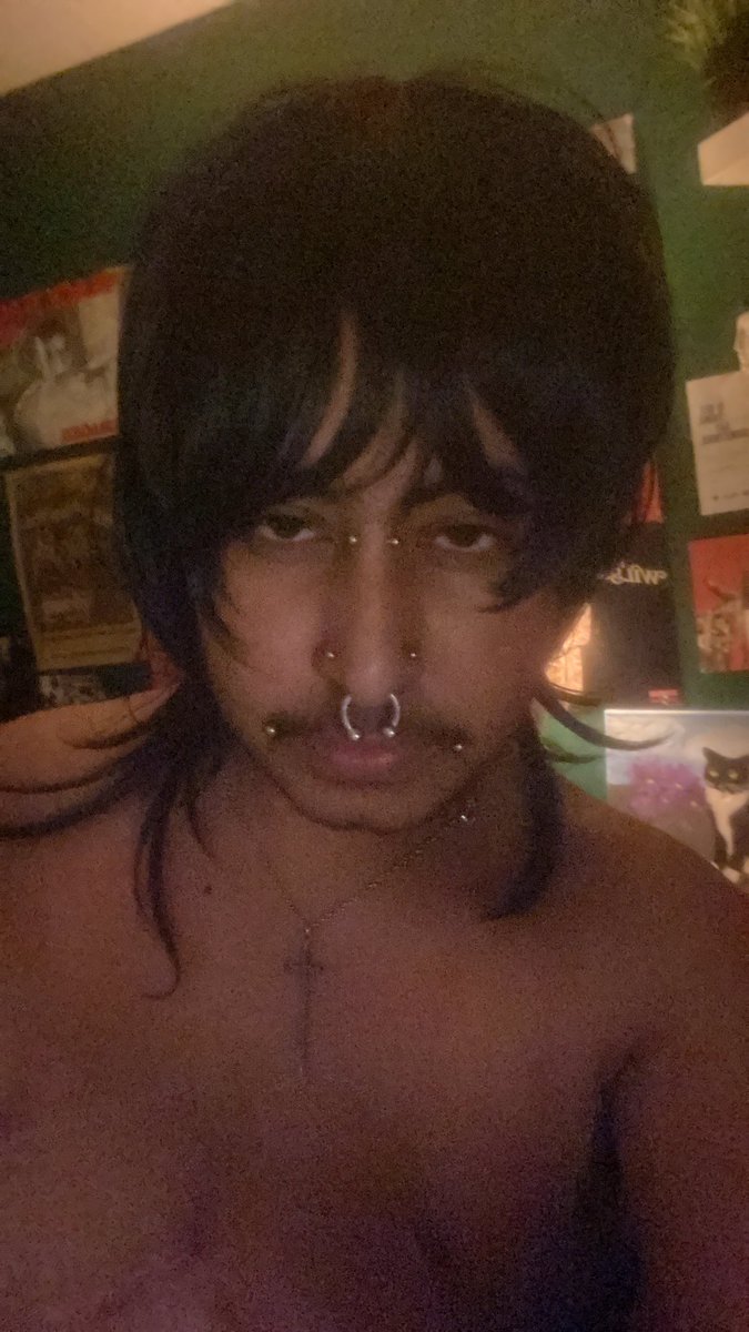 pap3rbags's tweet photo. also happy almost 3 months of top surgery i feel so handsome i tried on an old bralette and my fellow butches in christ. join me wear cute lingerie sometimes maybe even have a little bubble bath https://t.co/miM7glJDTf
