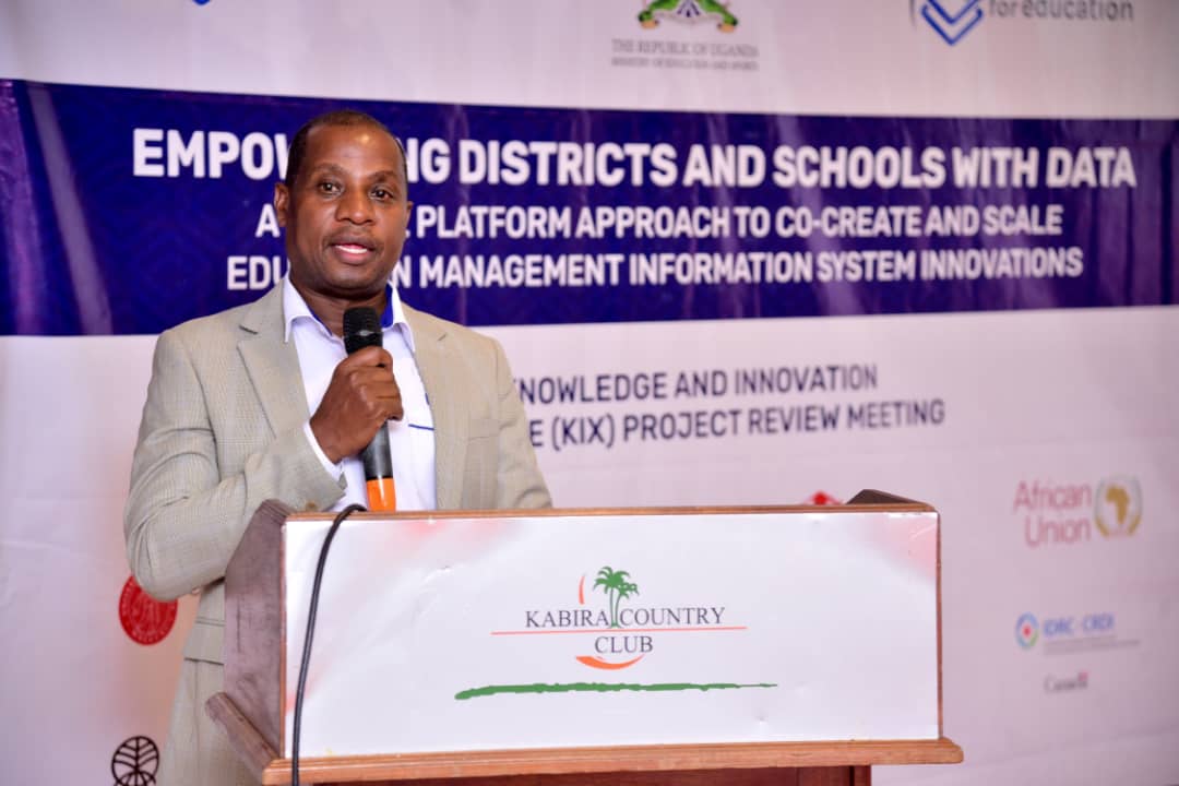 Educ_SportsUg's tweet photo. @GovUganda @GCICUganda @bbstvug @observerug @musomesaug @newvisionwire @ubctvuganda @HISPUganda @SophiaK_Edu @amuha_gm @GalaxyFMUg @JanetMuseveni @hisp_uganda Dr @ProsperBT shares the key achievements of the DHIS2 project in Uganda's Education sector:

- Enhanced management and use of education data at the subnational level

- Integration of DHIS2 with existing education systems
1/2 ~ #EducUg https://t.co/wvQ87LVhZS