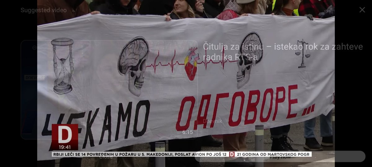 JelenaMKandic's tweet image. Локација бр.3 означена ГЕОГРАФСКИМ КООРДИНАТАМА које се јасно и прецизно виде на снимку #EarShot апропо потенцијалне употребе #LRAD и #VortexCanon током #15МинутаТишине #блокаде #блокаде2025.

#НемаНазад🦅🇷🇸🦅

#ИзаЈеСрбија❤️🧠💙🫀🤍

goo.gl/maps/8hDUdSKJD…