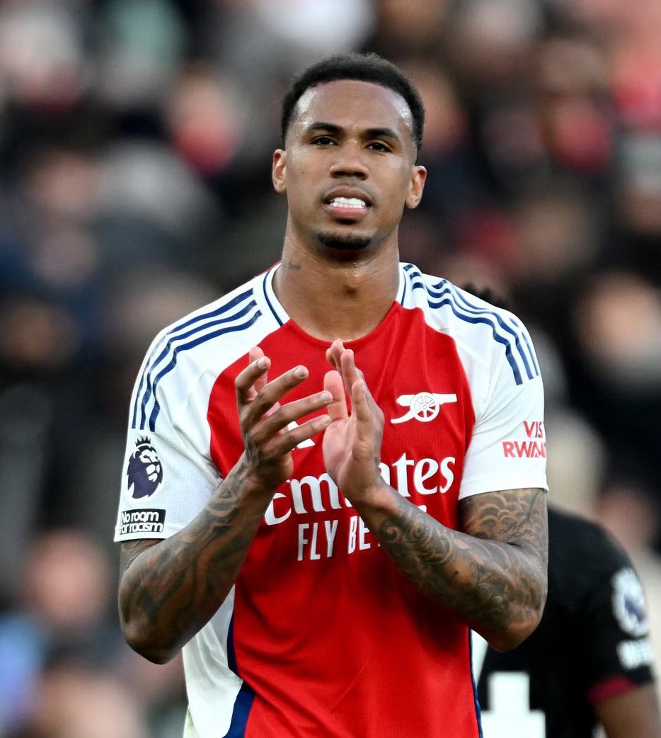 🚨 Al-Nassr are planning an ambitious summer bid for Arsenal defender Gabriel Magalhaes but a sale wouldn’t be considered for less than €100m. 

(Source: <a href="/JacobsBen/">Ben Jacobs</a>)