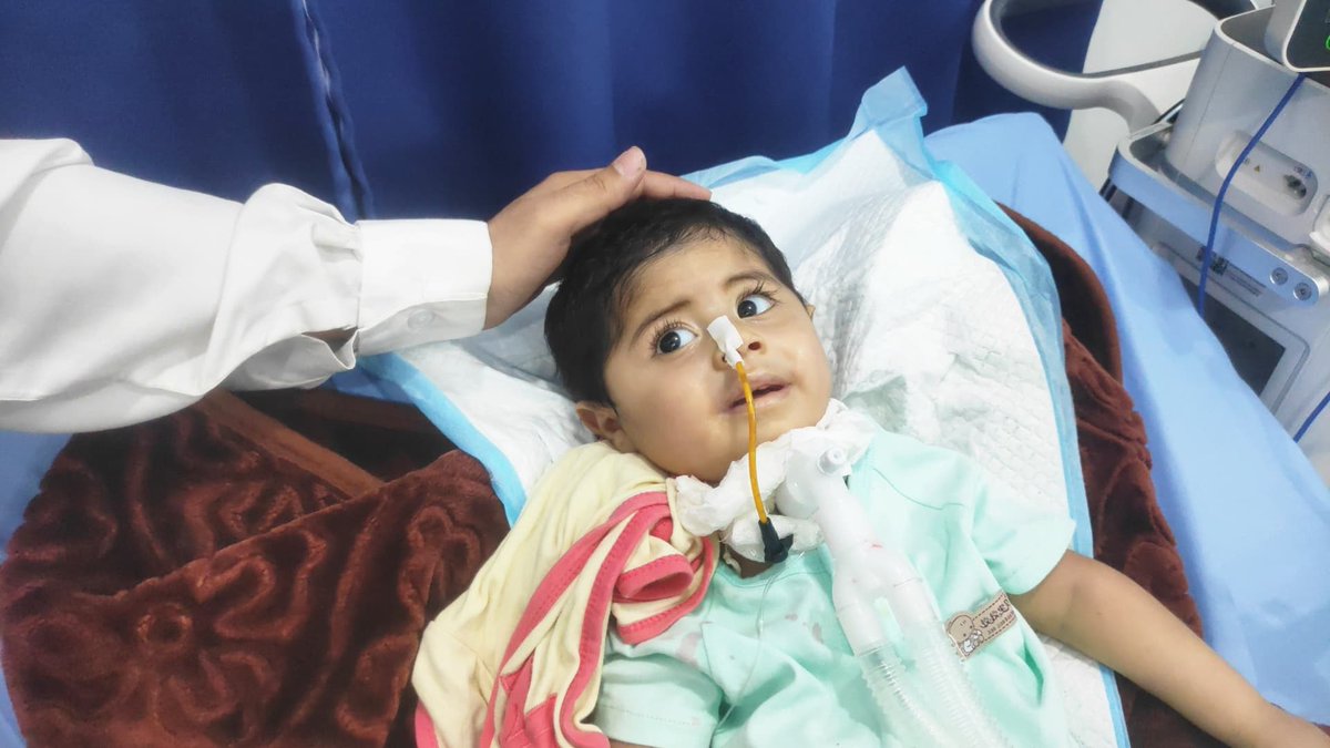 🔴حملة إنقاذ الطفل مجد ثروت🔴

الطفل مجد ثروت عبد الله يعاني من ضمور العضلات الشوكي (SMA)، وهو مرض نادر يسبب ضعفًا تدريجيًا في العضلات وقد يؤدي إلى فقدان القدرة على الحركة والتنفس.

🔬 العلاج الوحيد هو الحقنة الجينية "Zolgensma"، والتي تبلغ تكلفتها 2.1 مليون دولار، ويجب إعطاؤها