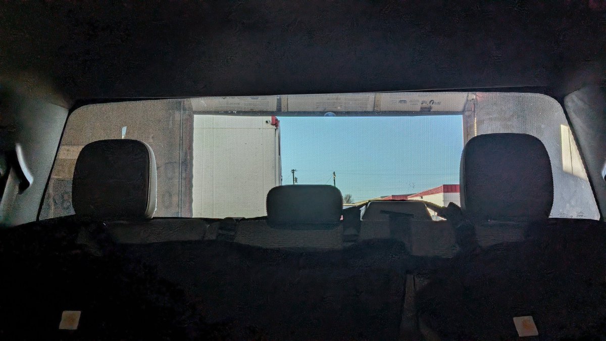 TheVinylGarage's tweet photo. Vehicle identification utilizing window perforated vinyl https://t.co/wngGOO1WOf