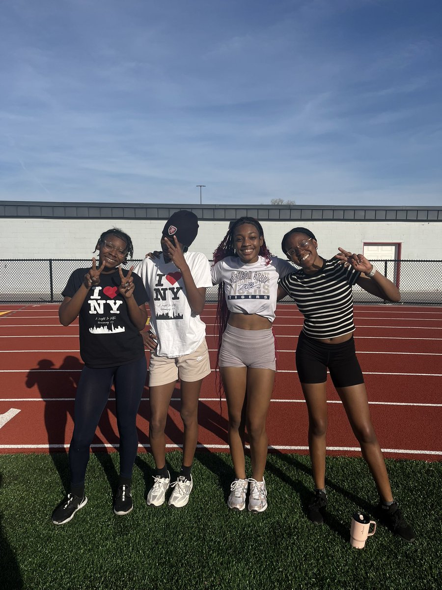 TFSTRACK (@tfsouthtf) on Twitter photo Winners of the endless 100m challenge from the distance and long sprint practice today! <a href="/TFSo_Athletics/">T. F. South Athletics</a> Winners of the endless 100m challenge from the distance and long sprint practice today! <a href="/TFSo_Athletics/">T. F. South Athletics</a>