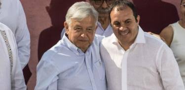 OTRA VEZ// 🙈😱
La Sección Instructora de la Cámara de Diputados pospuso nuevamente la discusión sobre si admite el proceso de desafuero contra <a href="/cuauhtemocb10/">Cuauhtémoc Blanco</a> acusado de violación en grado de tentativa en contra de su media hermana. <a href="/HugoEricFlores/">Hugo Eric Flores Cervantes</a> <a href="/Claudiashein/">Claudia Sheinbaum Pardo</a>
<a href="/margarita_gs/">Margarita González Saravia</a>
