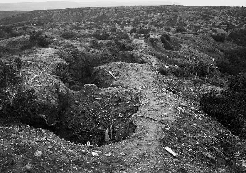 ozzgo's tweet image. 18 Mart Çanakkale Zaferimizi saygıyla anıyorum.
(Fotoğraf: Bomba Sırtı siperleri - 1919)
