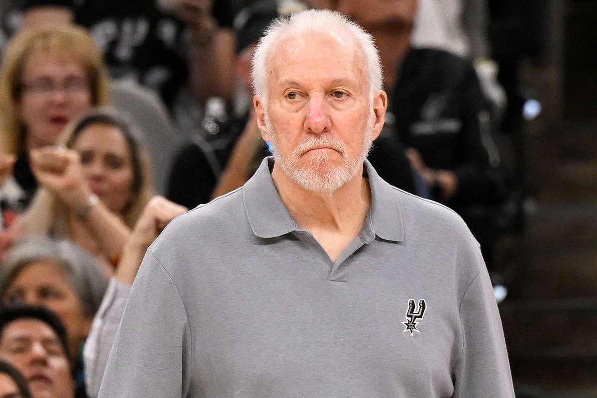 CulturaPopPod's tweet image. Bem legal essa matéria do @ShamsCharania sobre o futuro do Pop. Tentei fazer um resumo geral aqui do core da matéria, mas vale o clique pra ler o conteúdo completo.

--- 

𝘎𝘳𝘦𝘨𝘨 𝘗𝘰𝘱𝘰𝘷𝘪𝘤𝘩 𝘴𝘰𝘧𝘳𝘦𝘶 𝘶𝘮 𝘭𝘦𝘷𝘦 𝘥𝘦𝘳𝘳𝘢𝘮𝘦 𝘦𝘮 𝘯𝘰𝘷𝘦𝘮𝘣𝘳𝘰 𝘥𝘦 2024 𝘦,…