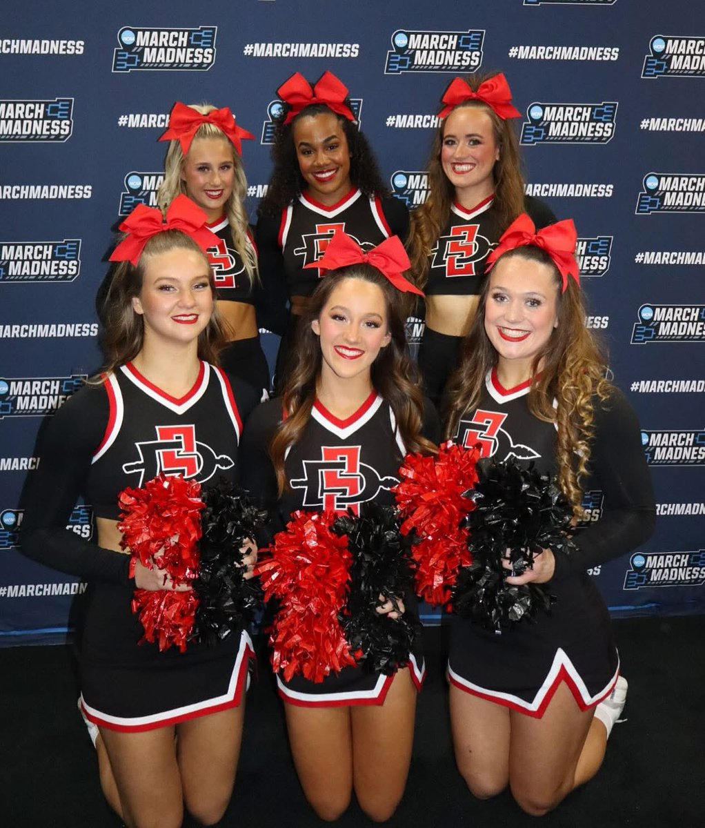 Aztecs are ready to dance! 💃🤍
Tip off is 9:10 est!
.
.
.
#SDSUCheerleading #YouCantHaveMyAztecLife
#CollegeCheer #R2AM #TogetherWeRise #AR3T
#WeAreAztecs #Cheerleading #SanDiegoState #MFWB #sdsumbb #marchmadness #marchmadnesssdsu #sdsubasketball