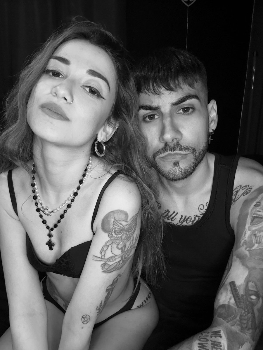 Peironss's tweet photo. 🔞😈👉🏼 https://t.co/eLrmB6t8Sk https://t.co/5F9LWFl6JK