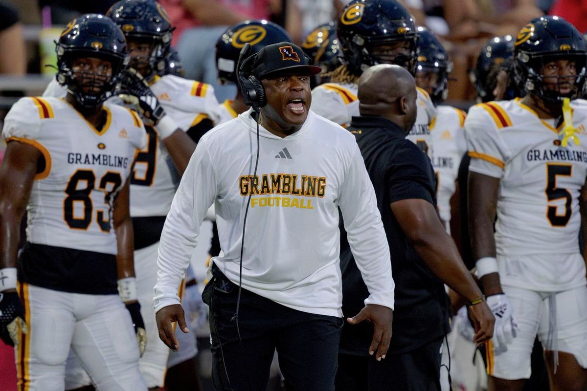 itz_justyn's tweet image. After a great phone call with @Erik_Losey im blessed to receive a offer  Grambling State University @GSU_TIGERS @WoodfordFBall @Aspirationsgym @AllenTrieu @On3Recruits #RestoreTheOrder 
#GEAUXTIGERS 🐅 🐅
#StrikeFirst
#FocusFinish
#GramFam
@GSUFootball01
@Erik_Losey