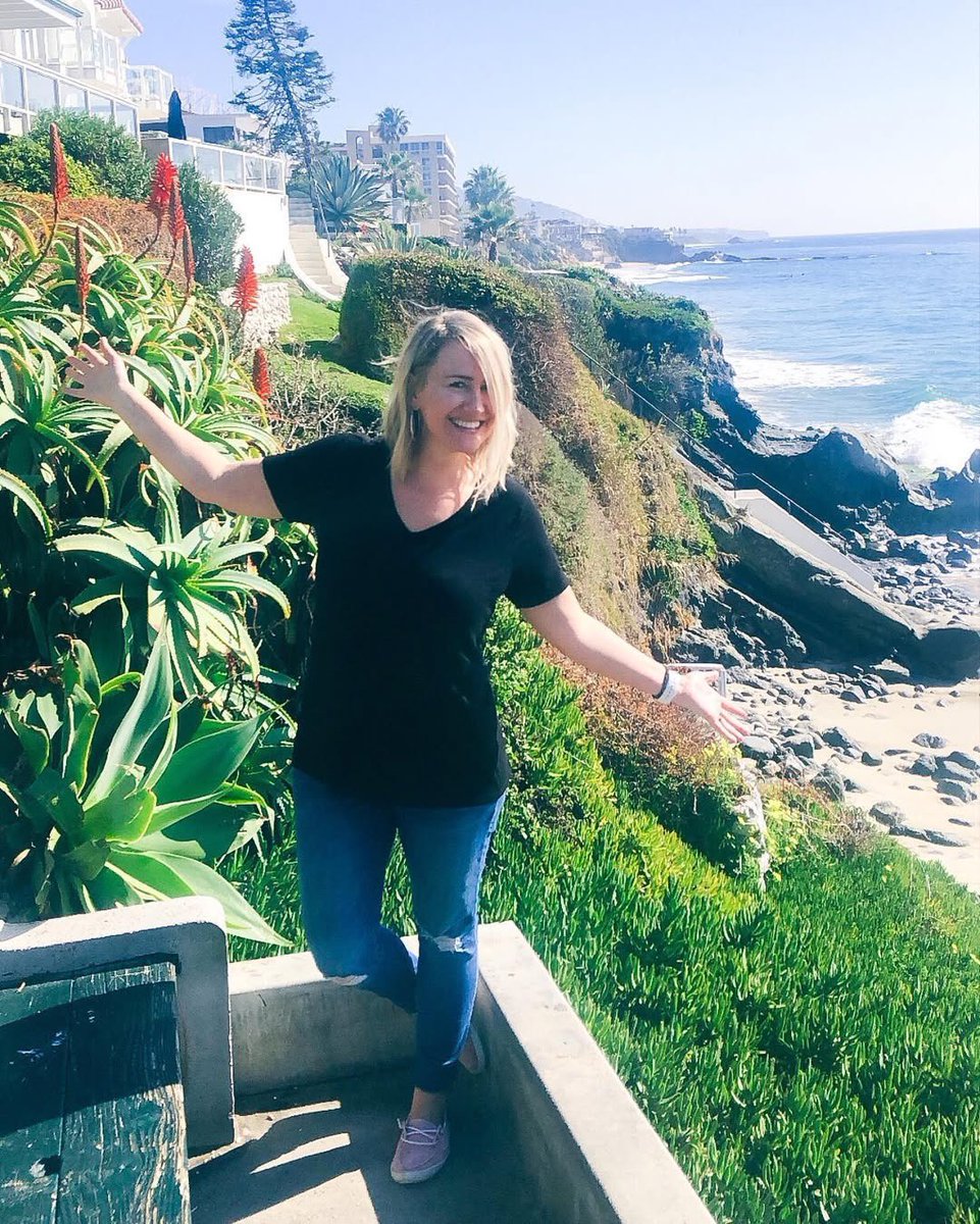 Want to know the SECRET SAUCE to performing well in the online space?
It’s your ENERGY. ⠀⠀⠀⠀⠀⠀⠀⠀⠀
Let’s talk about energy. 
It’s CONTAGIOUS. 
And it’s EVIDENT. ⠀⠀⠀⠀⠀⠀⠀⠀⠀
People feel your energy in your posts. 
In your messages. 
In the way you show up online.