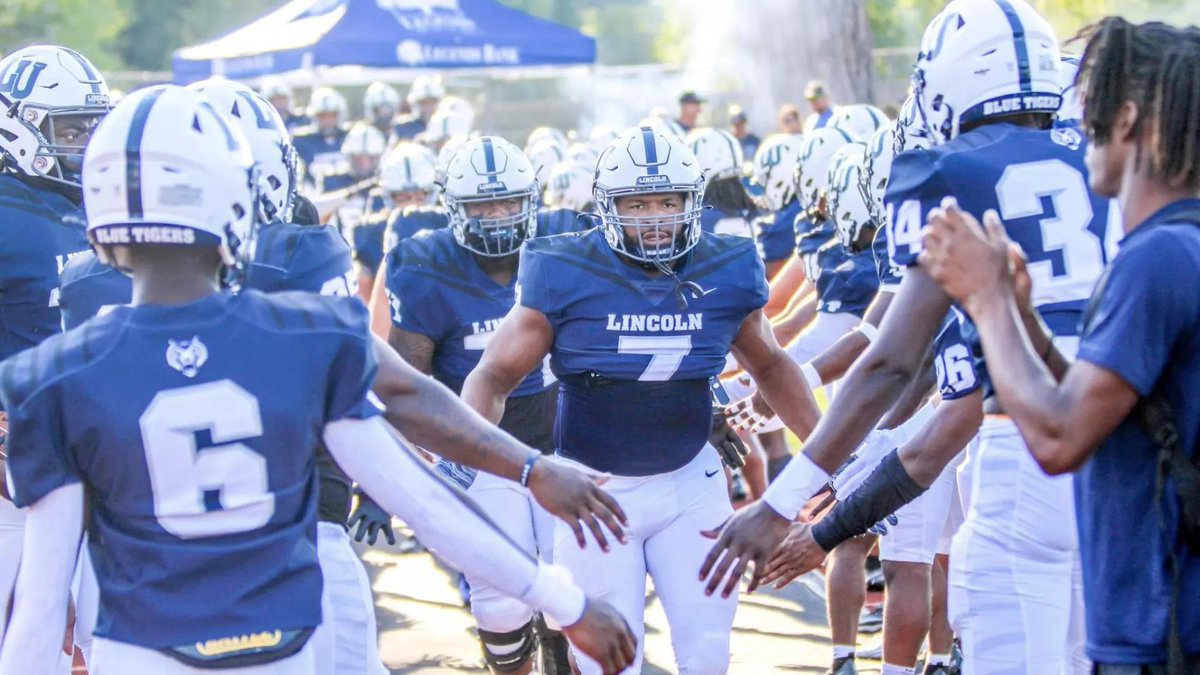 Vaughn Overton (@voverton_9) on Twitter photo #AGTG After a great conversation with <a href="/Pick6_Lee/">Eric Lee</a> , I am blessed to receive a D2 offer from Lincoln University !
<a href="/OWFootball/">ᴏʟᴀᴛʜᴇ ᴡᴇꜱᴛ ꜰᴏᴏᴛʙᴀʟʟ</a> <a href="/WOWKCfootball/">WOWKC</a> <a href="/HarperIsland24/">Miknedric Harper</a> #AGTG After a great conversation with <a href="/Pick6_Lee/">Eric Lee</a> , I am blessed to receive a D2 offer from Lincoln University !
<a href="/OWFootball/">ᴏʟᴀᴛʜᴇ ᴡᴇꜱᴛ ꜰᴏᴏᴛʙᴀʟʟ</a> <a href="/WOWKCfootball/">WOWKC</a> <a href="/HarperIsland24/">Miknedric Harper</a>