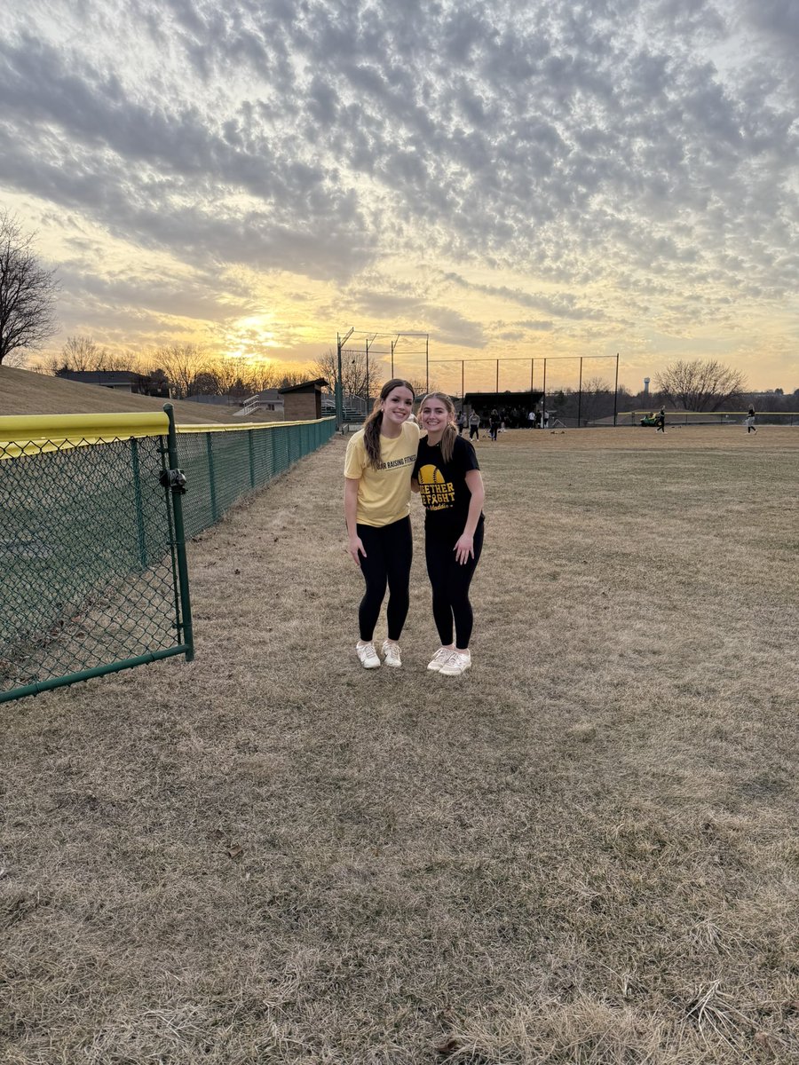 Hempstead Mustangs Softball tweet media