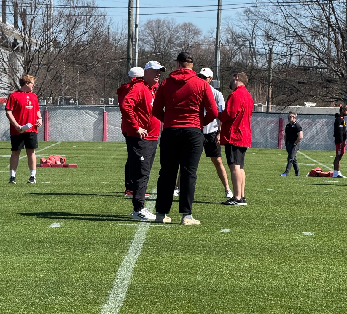 Bryten Close (@brytenclose) on Twitter photo Had a great unofficial visit today <a href="/LouisvilleFB/">Louisville Football</a> !!! Thanks for having me out and can’t wait to get back on campus soon! <a href="/CoachMillz_/">Millz2BeMade Training</a> <a href="/CoachROwens/">Richard Owens</a> <a href="/pete_nochta13/">Pete Nochta</a> <a href="/TMossbrucker/">Trent Mossbrucker</a> <a href="/TCCardinalsFB/">Taylor Co. Football</a> Had a great unofficial visit today <a href="/LouisvilleFB/">Louisville Football</a> !!! Thanks for having me out and can’t wait to get back on campus soon! <a href="/CoachMillz_/">Millz2BeMade Training</a> <a href="/CoachROwens/">Richard Owens</a> <a href="/pete_nochta13/">Pete Nochta</a> <a href="/TMossbrucker/">Trent Mossbrucker</a> <a href="/TCCardinalsFB/">Taylor Co. Football</a>