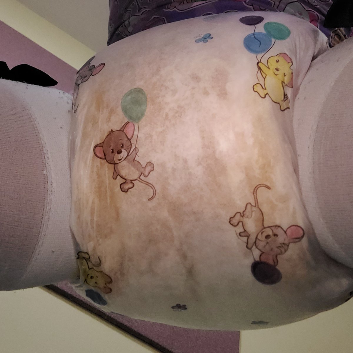 LitterpantsBear's tweet photo. the pretty swirls told me to relax... @/////@ https://t.co/5D09wvbJkZ