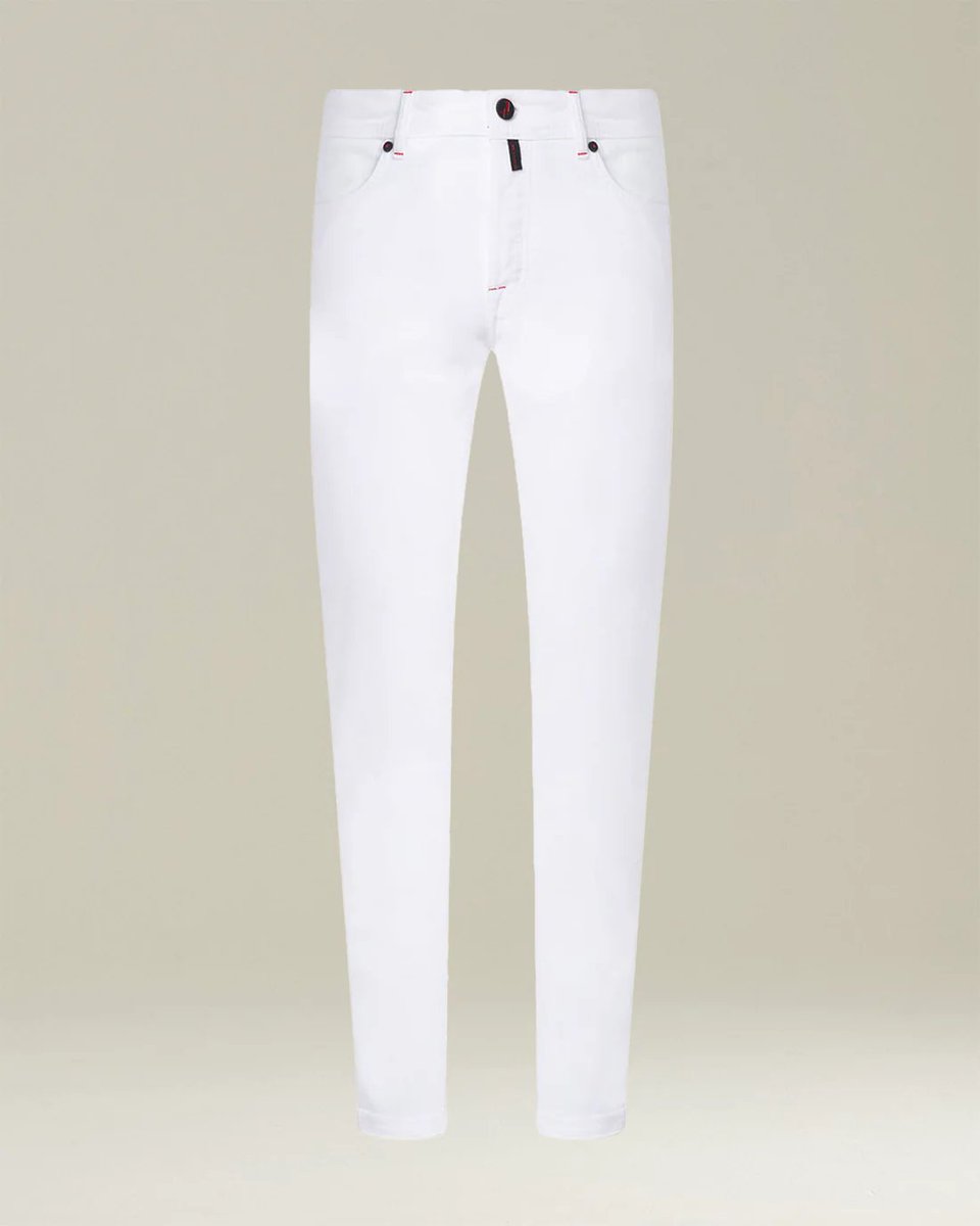 Trousers cotton.

kiton.com/collections/me…