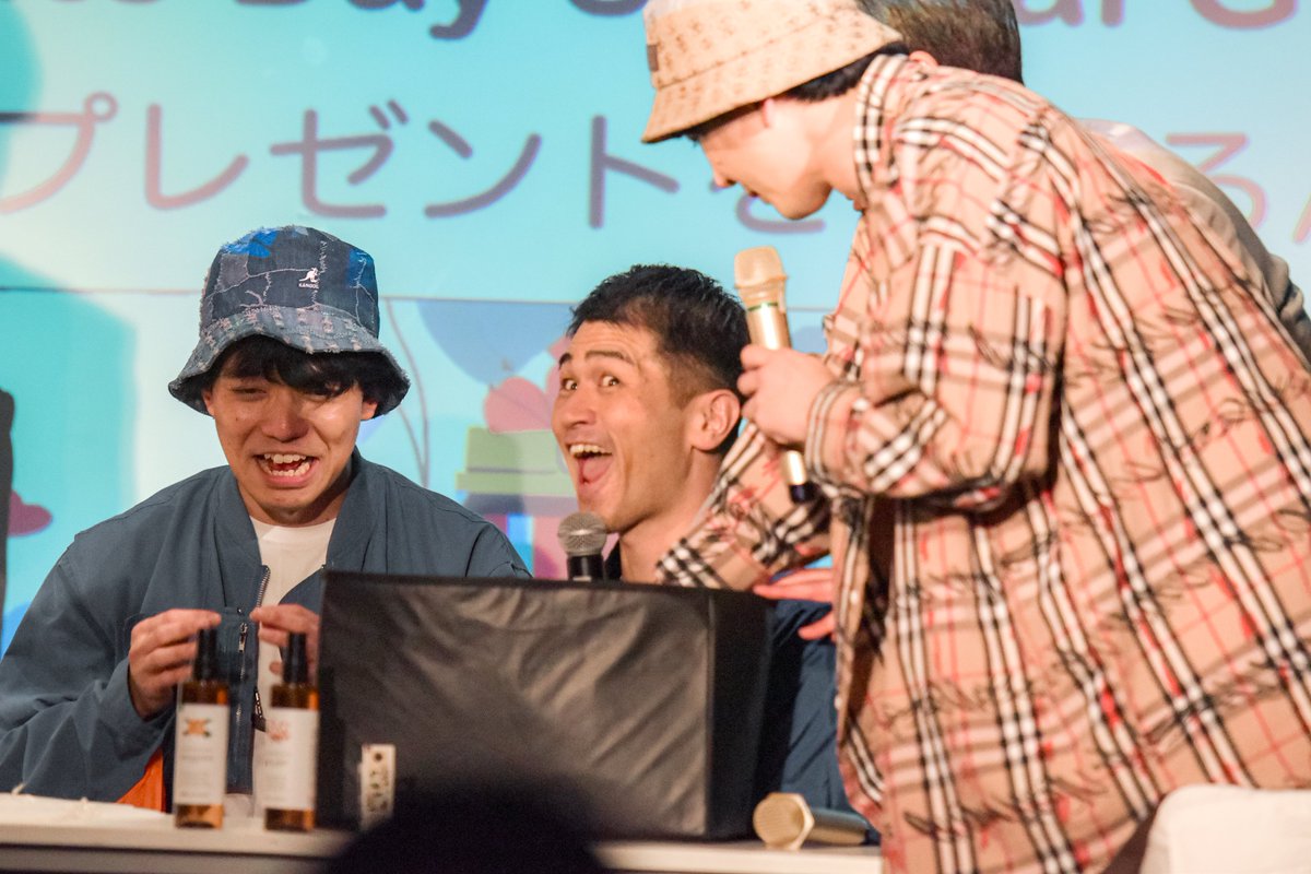 PET_poli_'s tweet photo. 箱から爆誕するえいじさん好きすぎる。
#HBDat
#ハンドクリーム64 https://t.co/bCbv8bJiT1