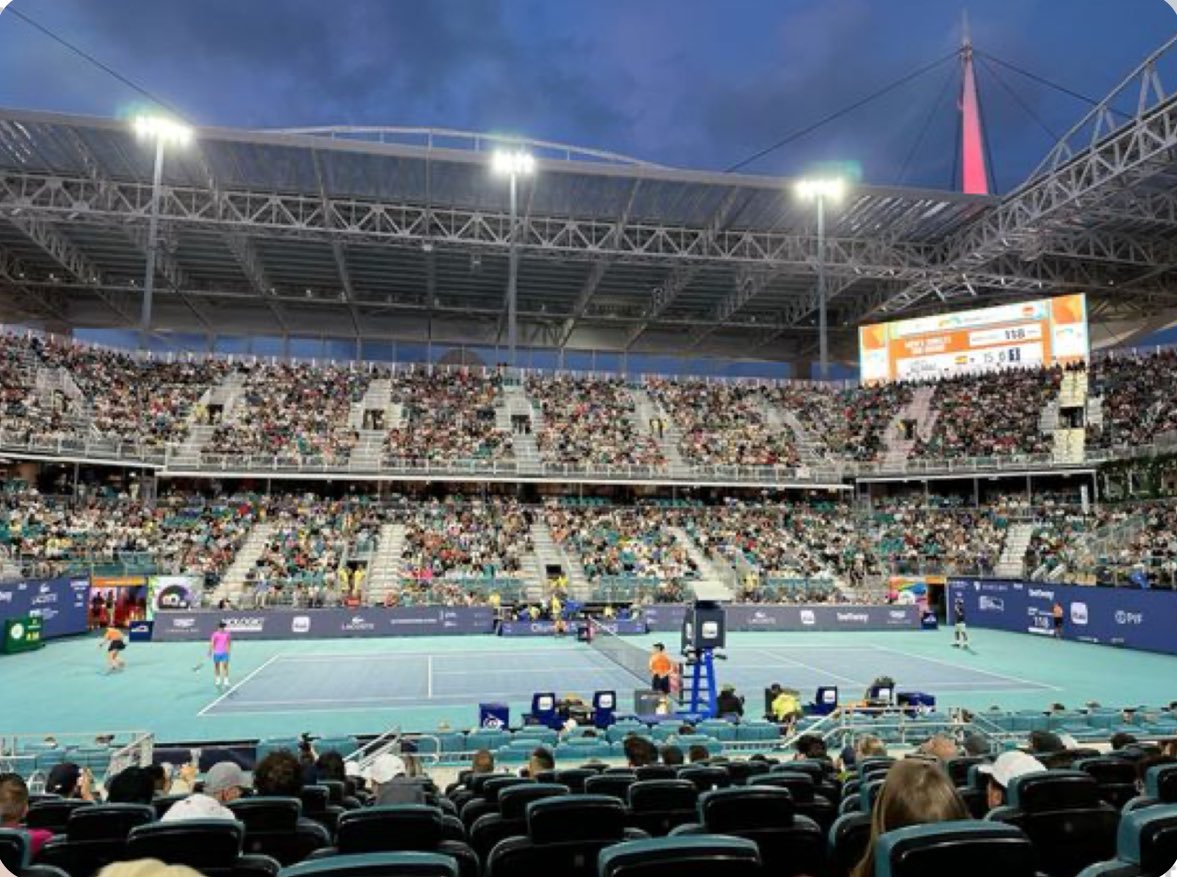 El Licenciado | Apuestas tweet media