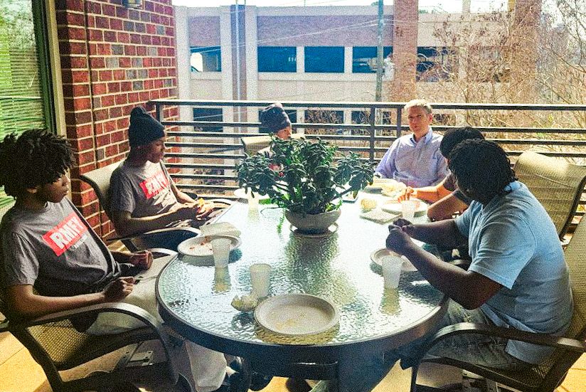 RMFYCharlotte's tweet image. Board member John Bragg invited North Meck students to Bragg Financial to learn about business, finance &amp;amp; economics. Huge thanks to John &amp;amp; his team for this amazing opportunity! #MakingMoves